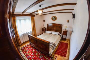 Фото номера Люкс с 2 спальнями Гостевой дом Casa Veche г. Мэлдэрешти 2